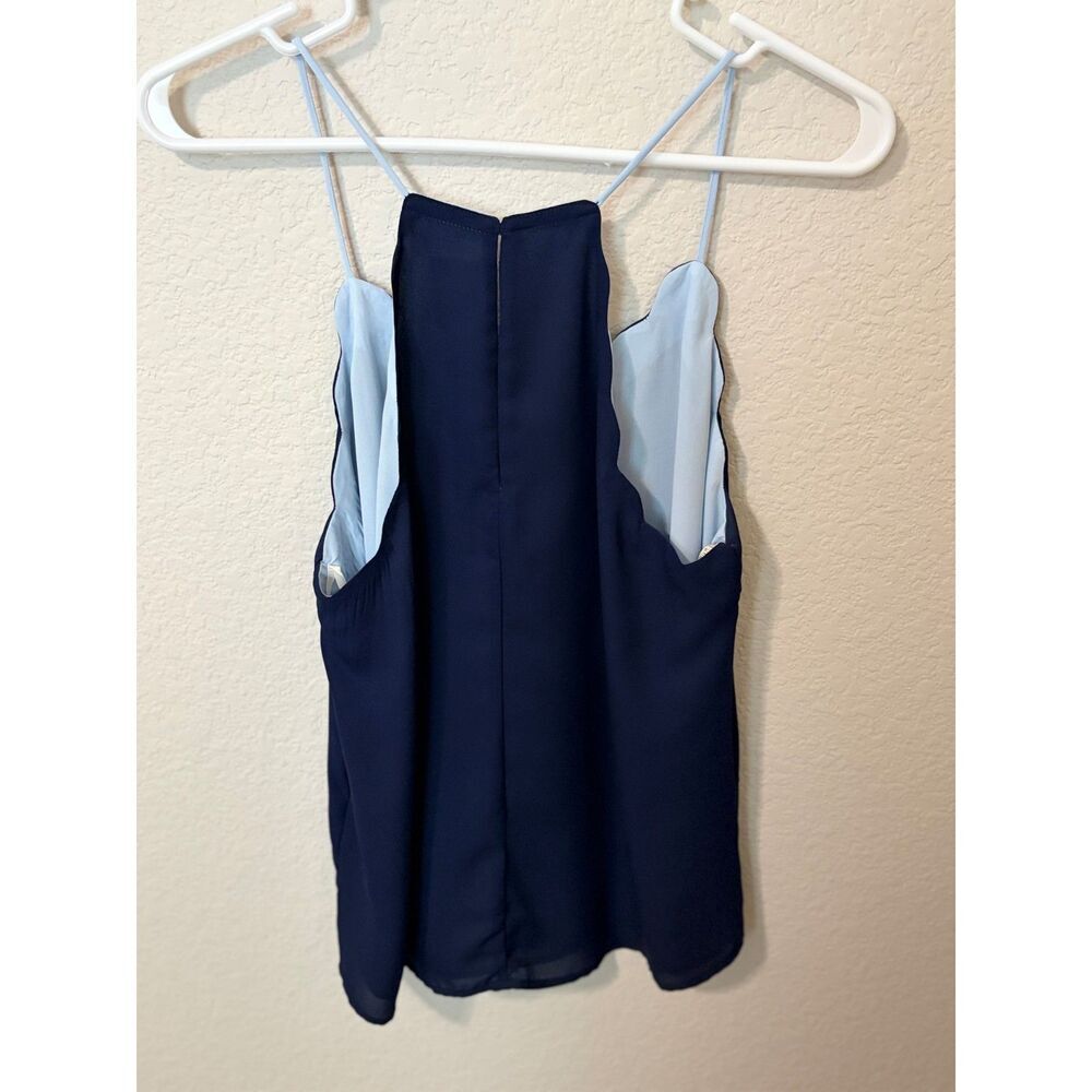 Sweet Wanderer Navy Scalloped Keyhole Tank Size Small - Picture 3 of 6